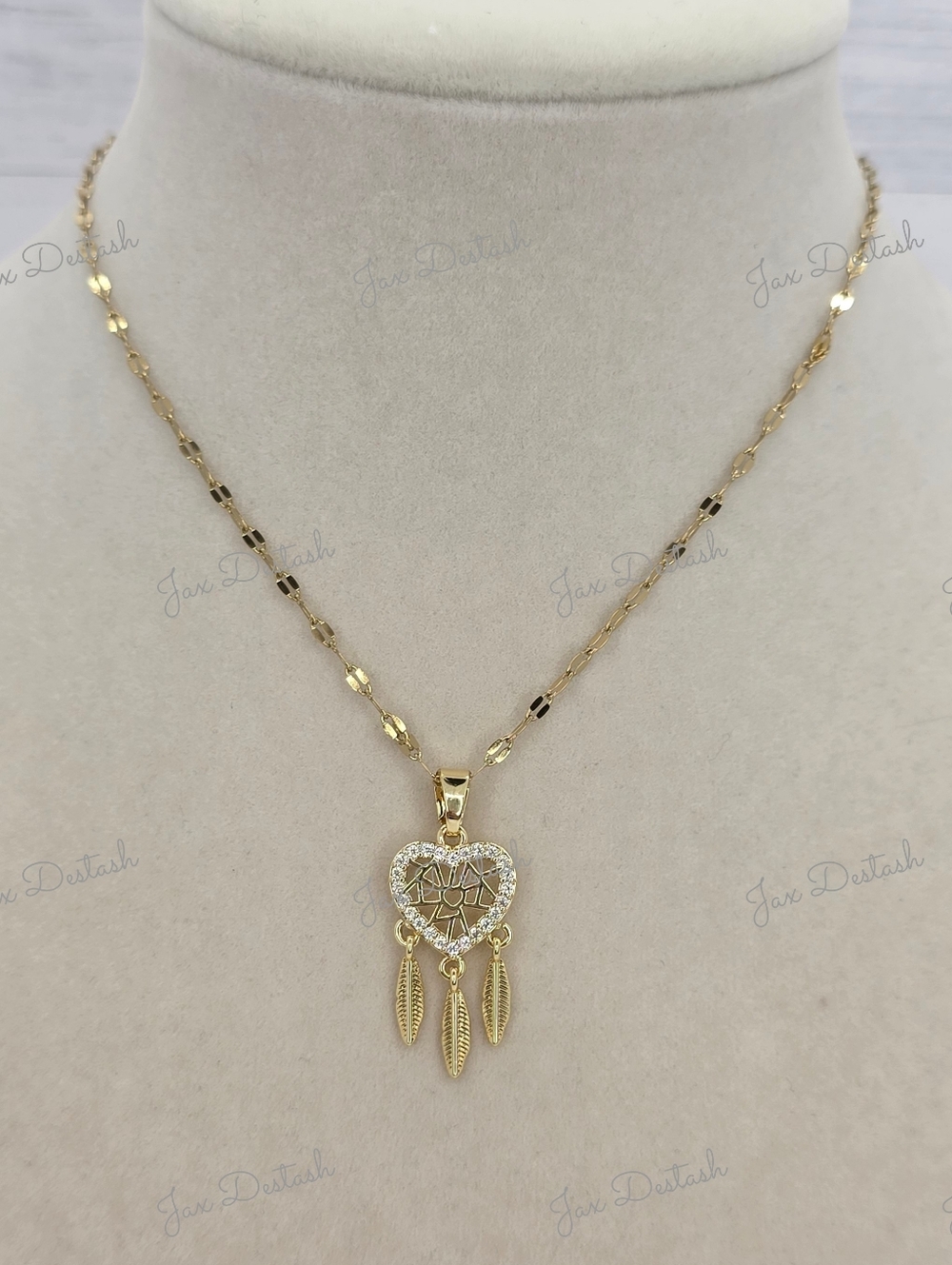 Stainless Steel Gold Heart Dreamcatcher Pendant Necklace NK5802